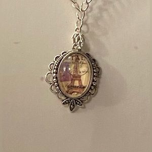 NEW Beautiful Paris/Eiffel Tower pendant